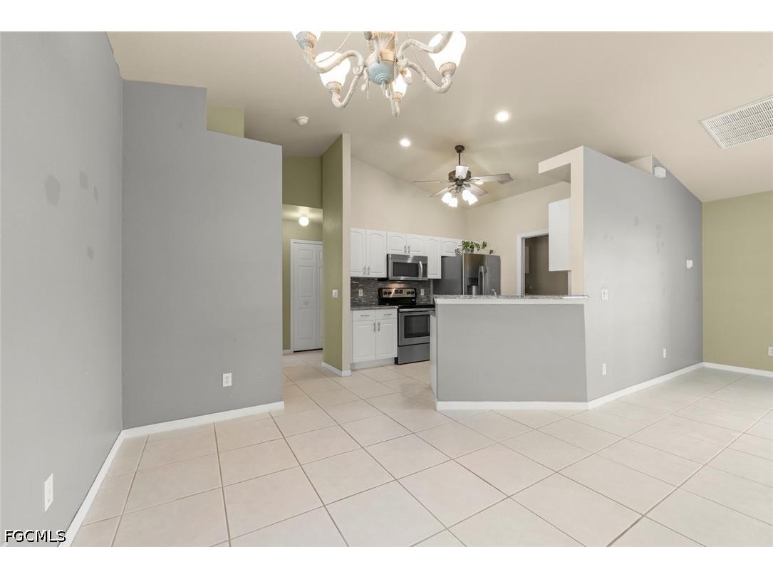 3920 SE 2nd Place Cape Coral FL 33904 2026027050 image10