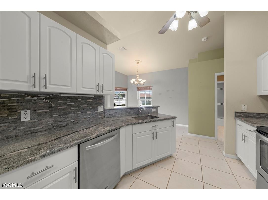 3920 SE 2nd Place Cape Coral FL 33904 2026027050 image15