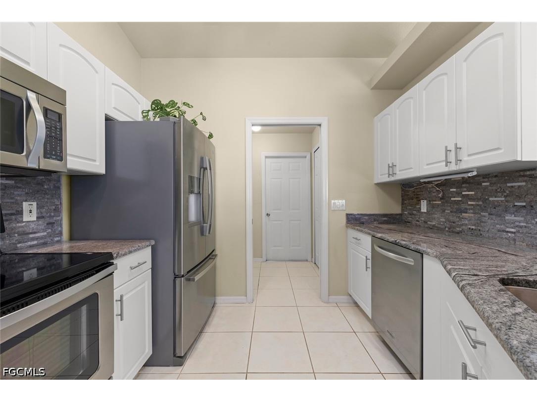 3920 SE 2nd Place Cape Coral FL 33904 2026027050 image17