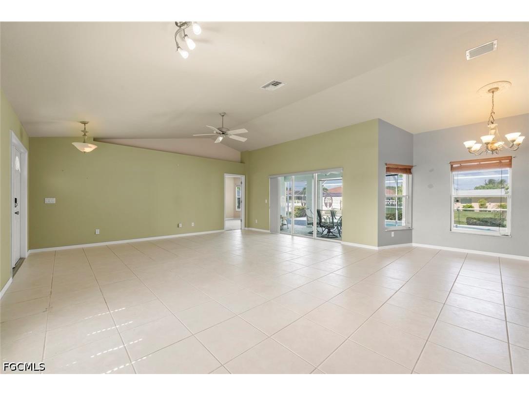 3920 SE 2nd Place Cape Coral FL 33904 2026027050 image6