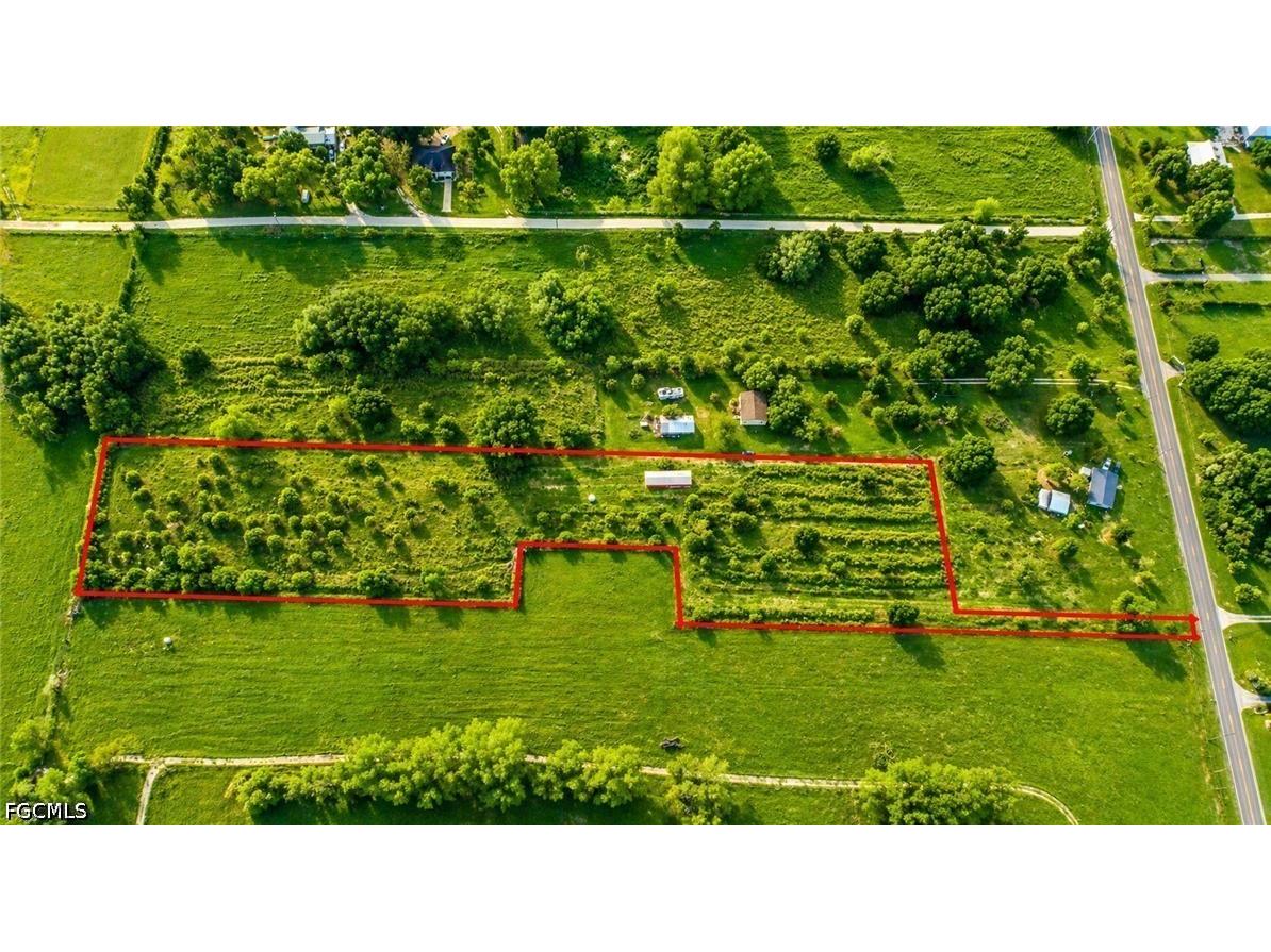 3921 Ft Denaud Rd SW Labelle FL 33935 2026019788 image1