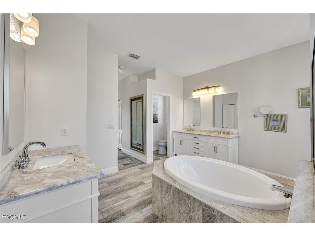 3921 Preserve Way Estero FL 33928 2025014431 image14