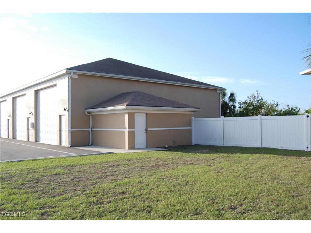 3921 Taylor Road #A3 Punta Gorda FL 33950 2025017801 image6