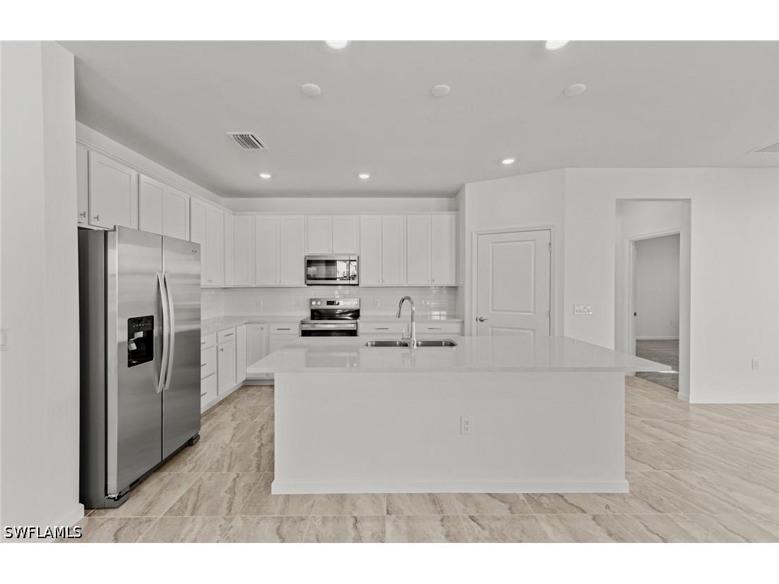 3922 E Hampton Circle Alva FL 33920 225077128 image20