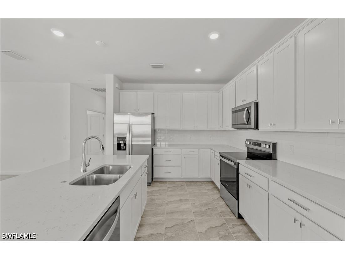3922 E Hampton Circle Alva FL 33920 225077128 image24