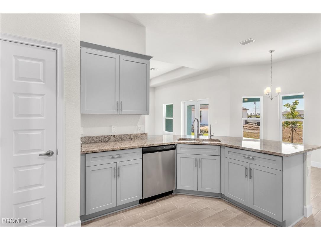 3922 NW 40th Terrace Cape Coral FL 33993 225050384 image6