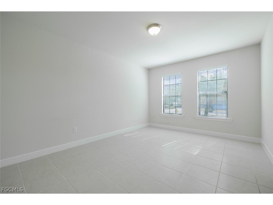 3922 Spotted Eagle Way Fort Myers FL 33966 2026011896 image13