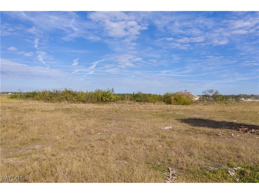 3923 NW 33rd Place Cape Coral FL 33993 225079614 image4