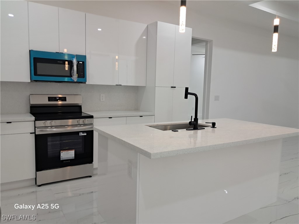 3923 NW 39th Lane Cape Coral FL 33993 225051791 image10