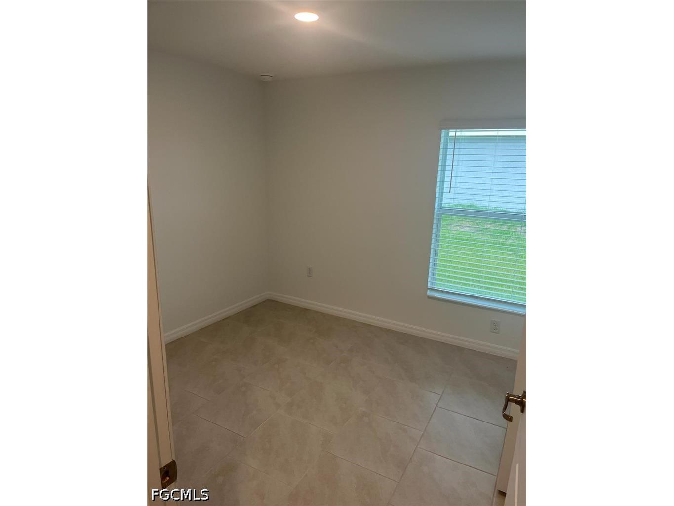 3924 NE 17th Avenue Cape Coral FL 33909 2026023367 image11