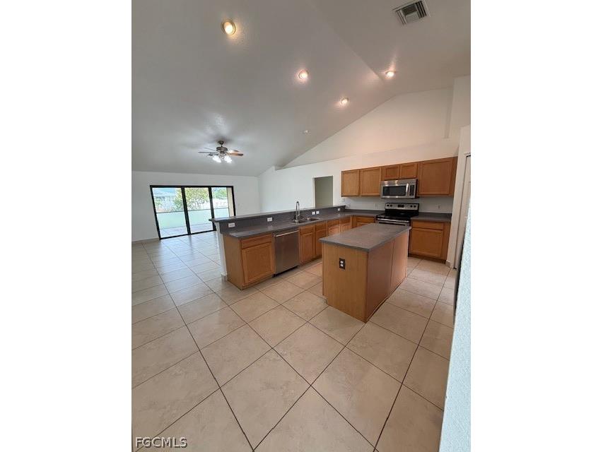 3925 E Gator Circle Cape Coral FL 33909 2026012998 image1