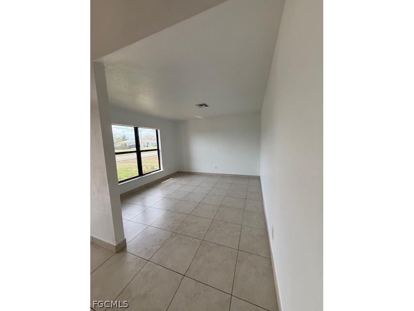 3925 E Gator Circle Cape Coral FL 33909 2026012998 image6