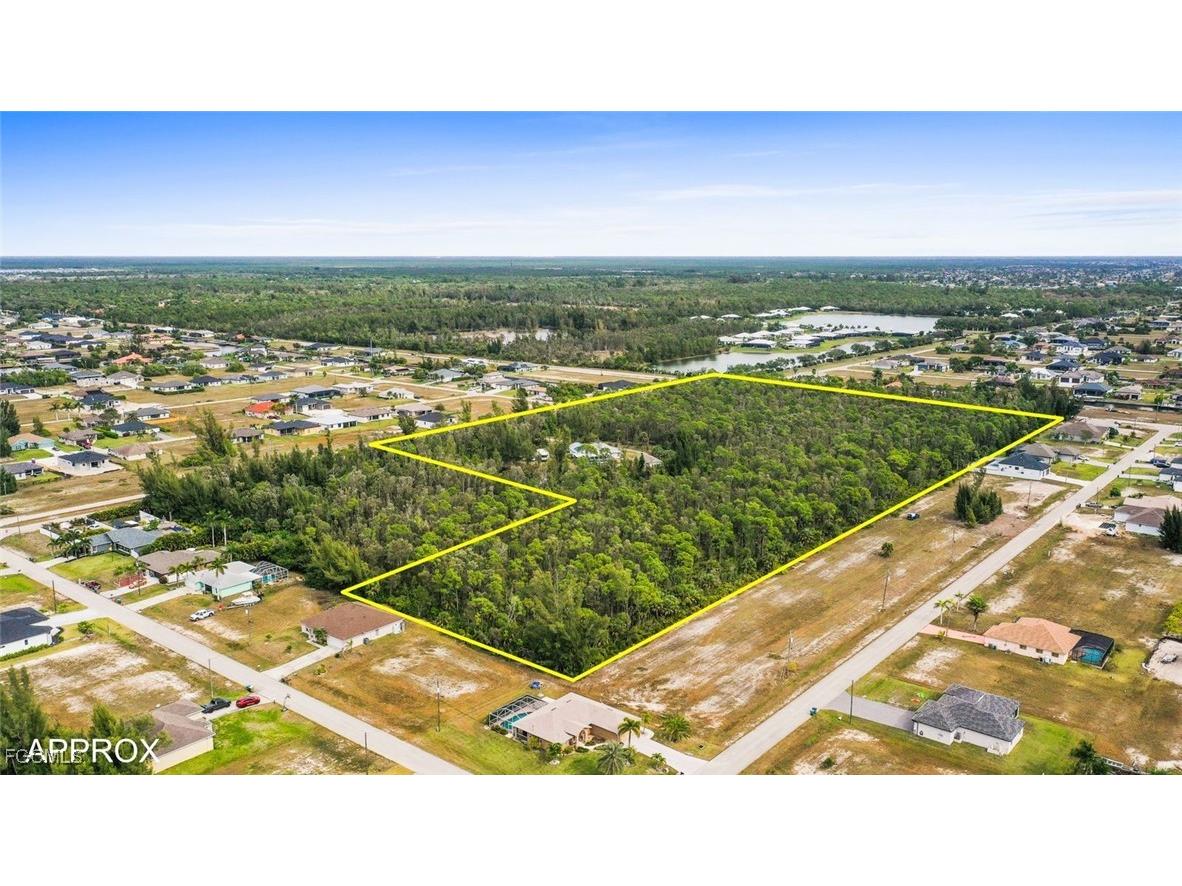 3926 Kismet Parkway W Cape Coral FL 33993 2025025133 image10