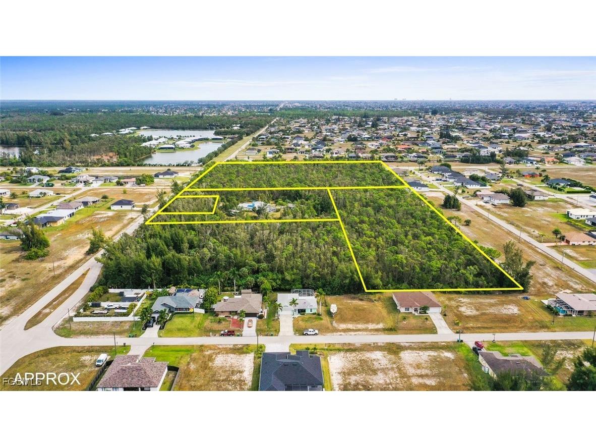 3926 Kismet Parkway W Cape Coral FL 33993 2025025133 image2