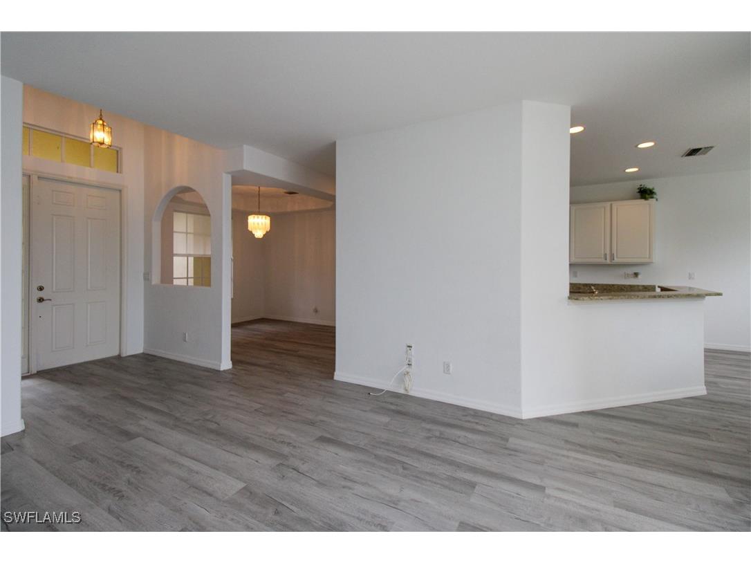 3927 Aurora Court Naples FL 34116 225084584 image11