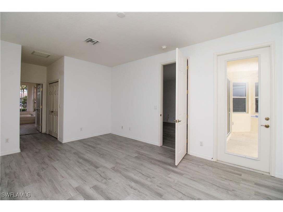 3927 Aurora Court Naples FL 34116 225084584 image16