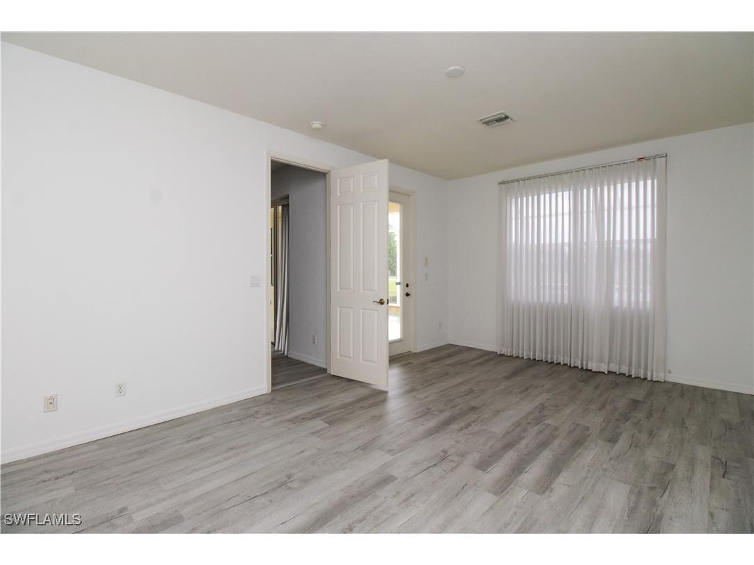 3927 Aurora Court Naples FL 34116 225084584 image23