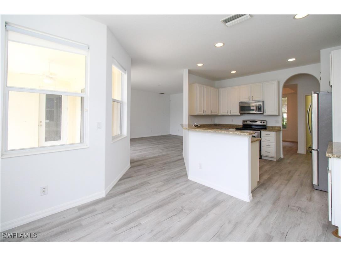 3927 Aurora Court Naples FL 34116 225084584 image3