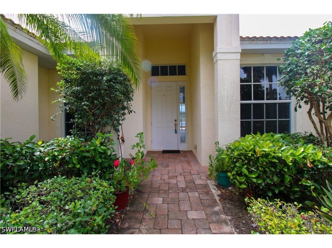 3927 Aurora Court Naples FL 34116 226019828 image1