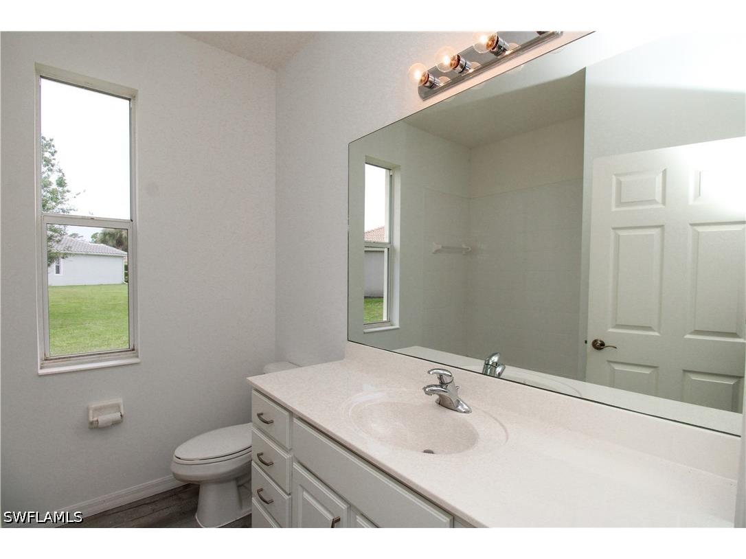 3927 Aurora Court Naples FL 34116 226019828 image16