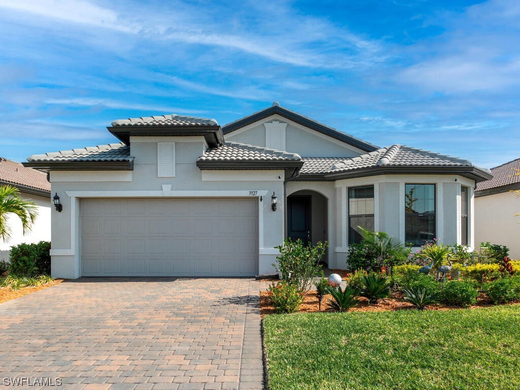 3927 Black Eagle Lane Fort Myers FL 33966 223037425 image1