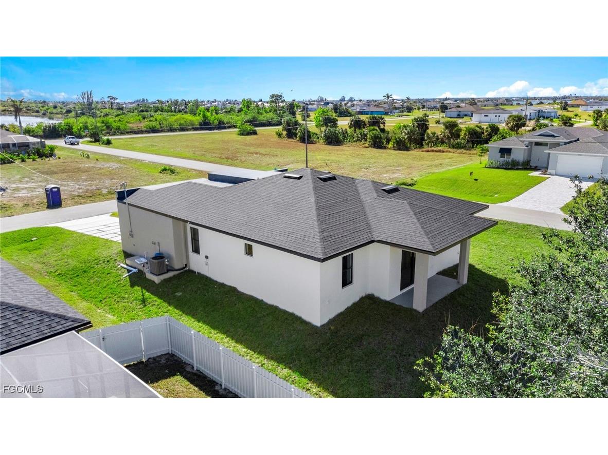 3927 NW 38th Street Cape Coral FL 33993 2025013464 image39