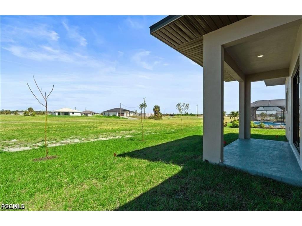 3927 NW 40th Terrace Cape Coral FL 33993 2026019865 image27
