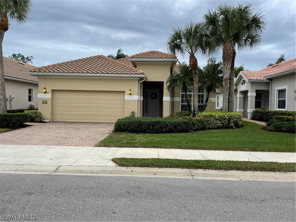3928 Jasmine Lake Circle Naples FL 34119 223091535 image1