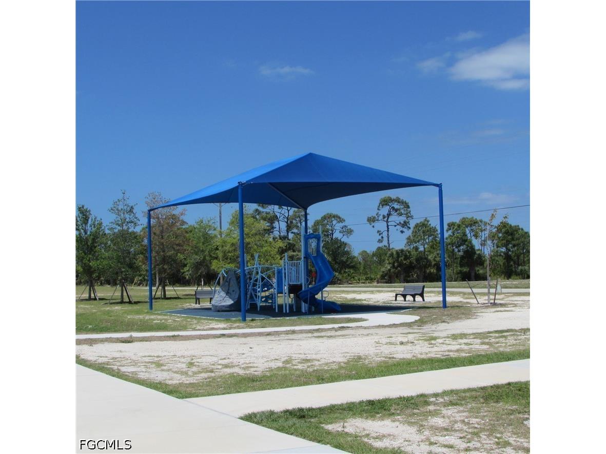 3928 NW 41st Place Cape Coral FL 33993 2026017894 image32