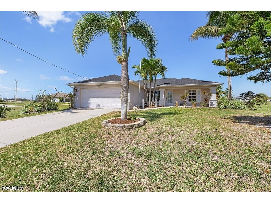 3928 NW 41st Place Cape Coral FL 33993 2026017894 image5