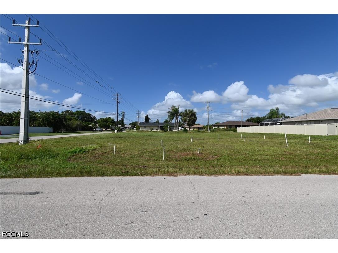 3928 SE 4th Avenue Cape Coral FL 33904 2026026672 image2