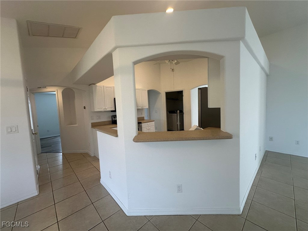 3929 NW 42nd Avenue Cape Coral FL 33993 2025020870 image10