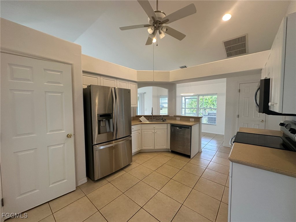 3929 NW 42nd Avenue Cape Coral FL 33993 2025020870 image11