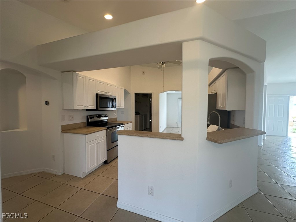 3929 NW 42nd Avenue Cape Coral FL 33993 2025020870 image9