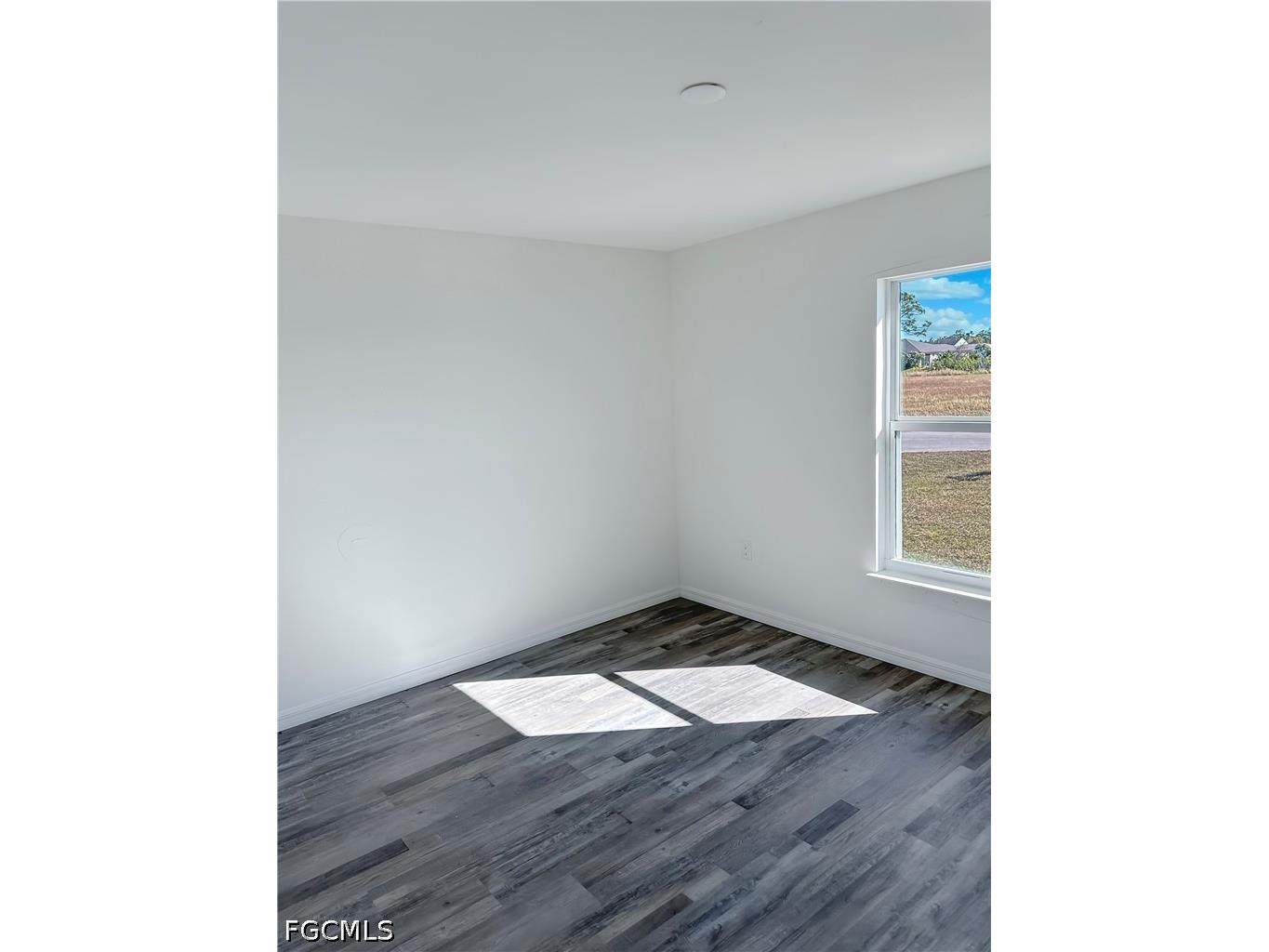 3929 NW 42nd Lane Cape Coral FL 33993 2026017513 image6