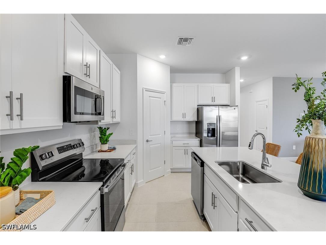 3929 Passion Vine Drive Alva FL 33920 226016415 image8