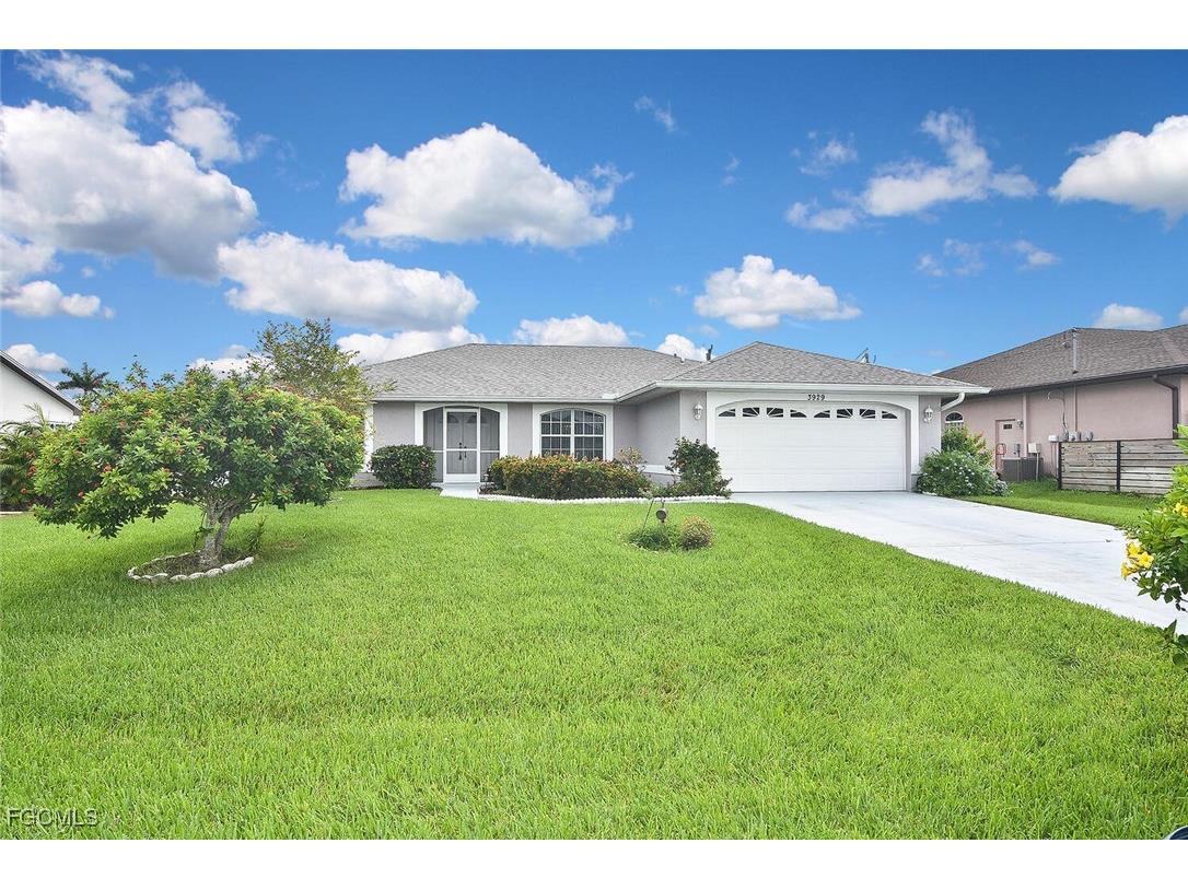 3929 SW 1st Place Cape Coral FL 33914 2025002963 image1