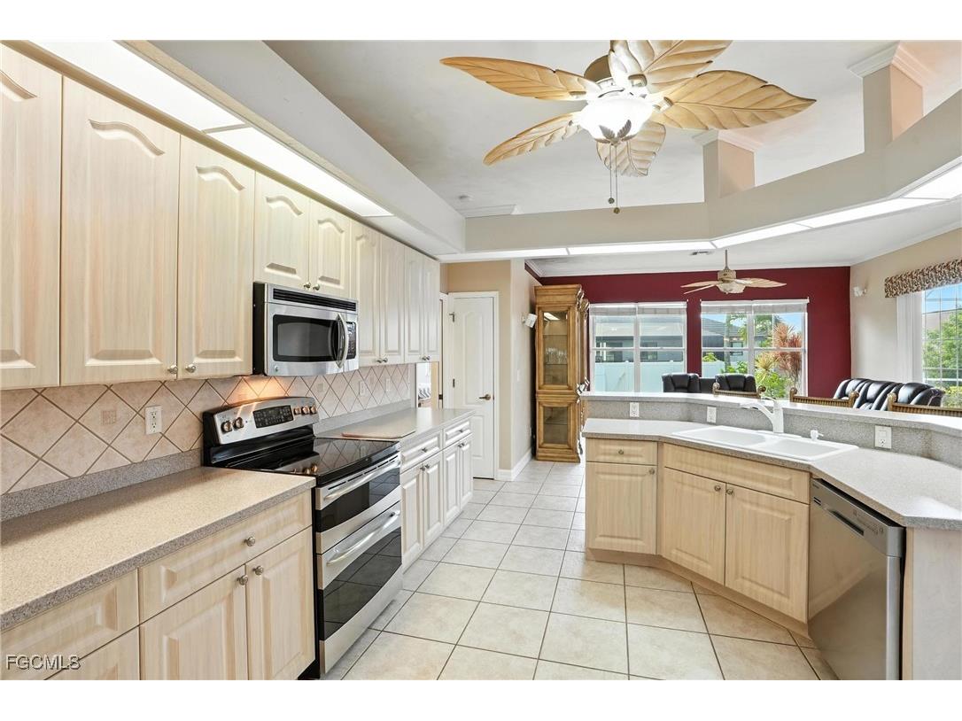 3929 SW 26th Avenue Cape Coral FL 33914 2025001455 image14