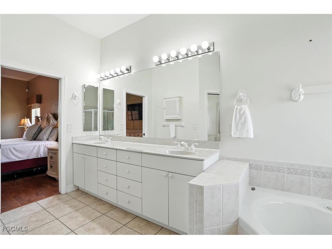 3929 SW 26th Avenue Cape Coral FL 33914 2025001455 image29