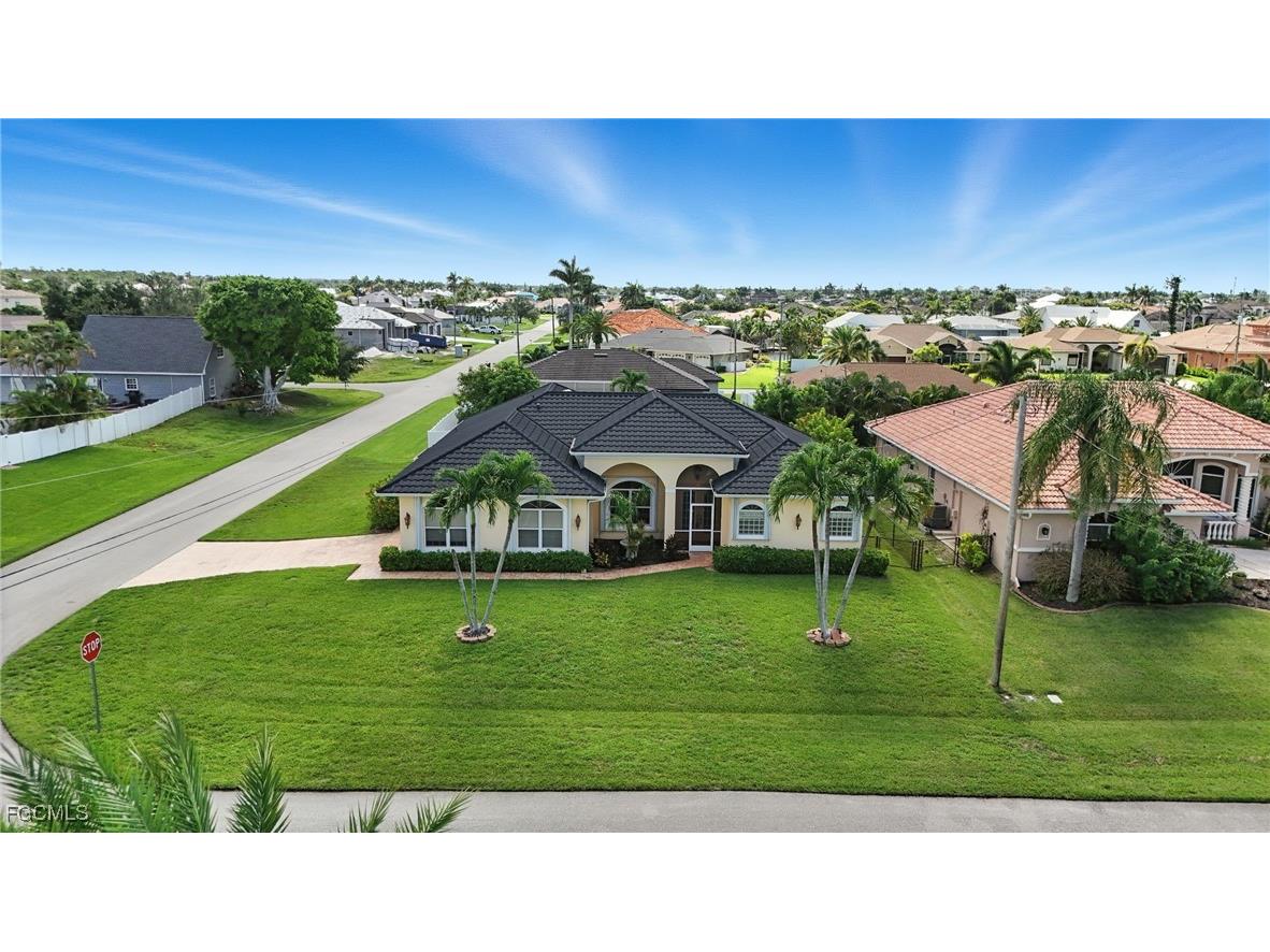 3929 SW 26th Avenue Cape Coral FL 33914 2025001455 image5