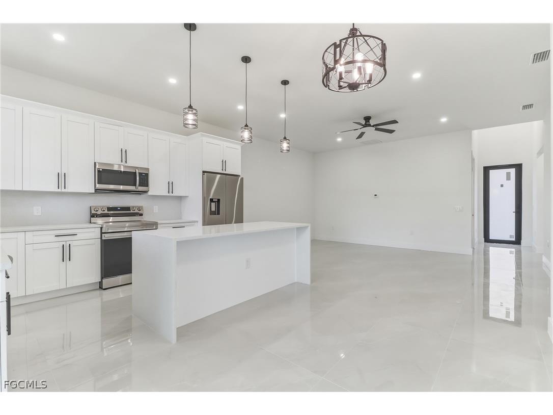 373-375 Lillon Avenue S Lehigh Acres FL 33974 2026006844 image19