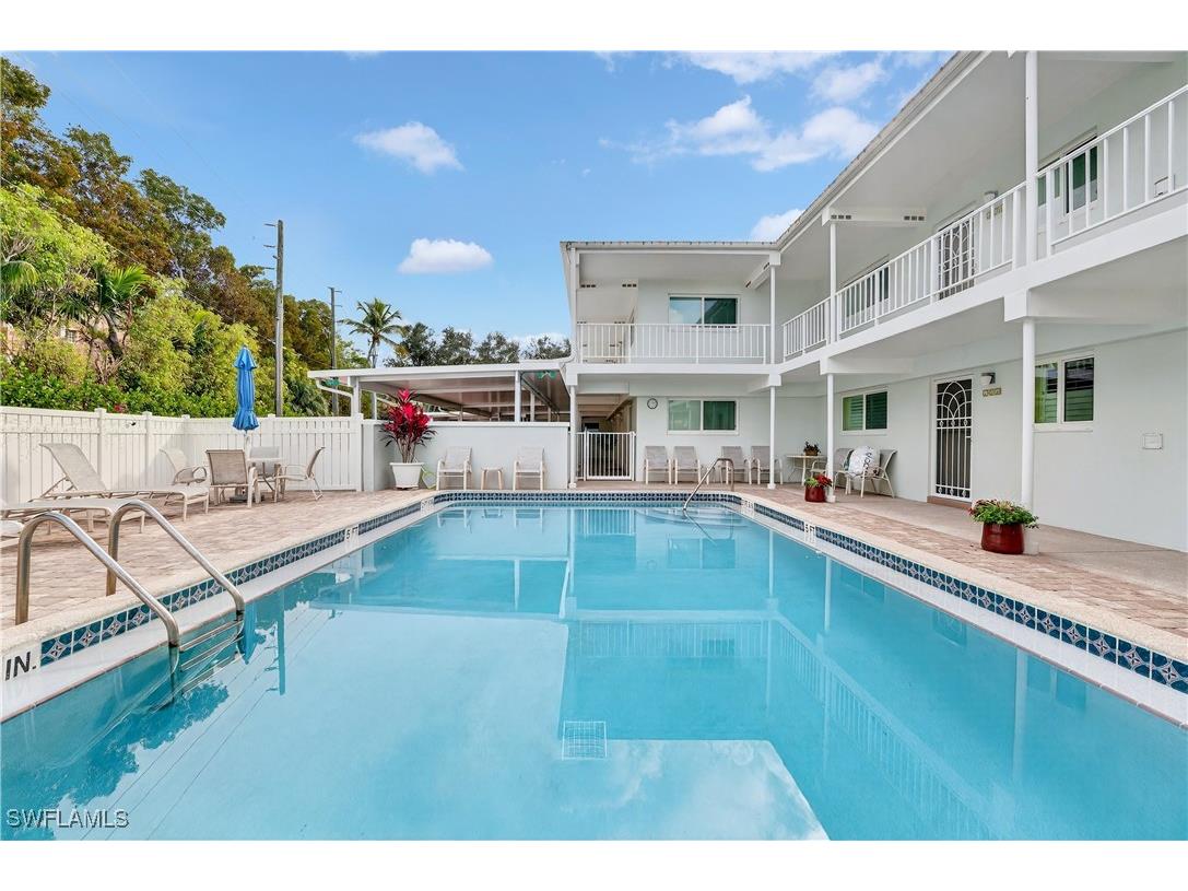 3930 Belair Lane #108 Naples FL 34103 225083708 image19