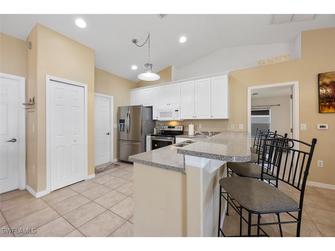 3930 SW 15th Place Cape Coral FL 33914 225052419 image13