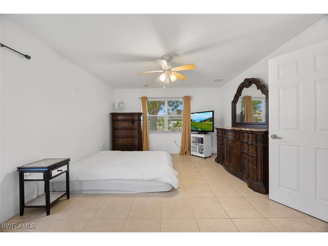 3930 SW 15th Place Cape Coral FL 33914 225052419 image19