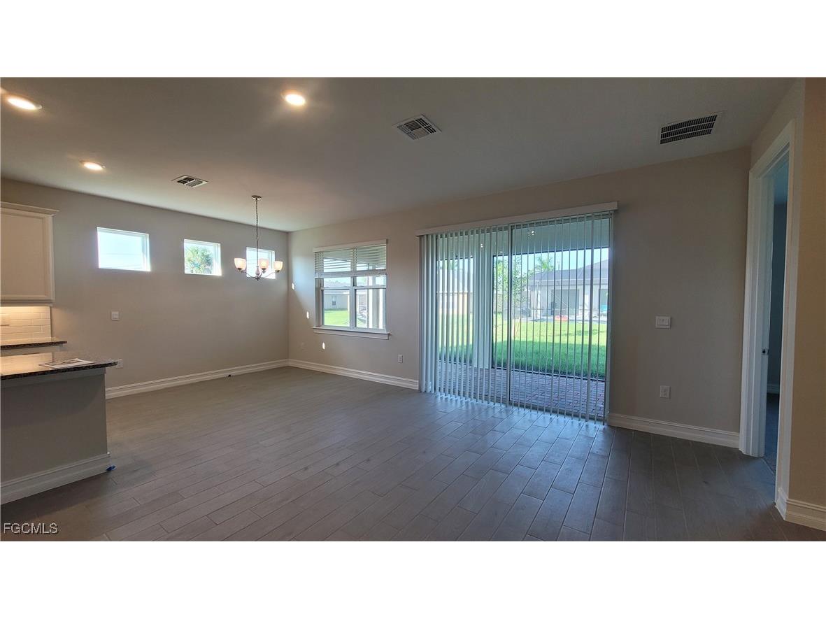 3930 SW 16th Place Cape Coral FL 33914 2025005670 image16