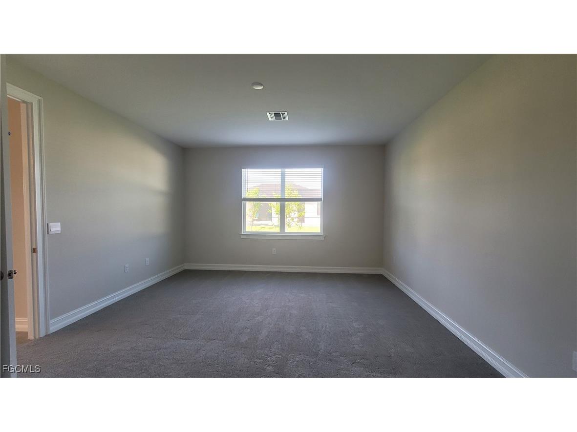 3930 SW 16th Place Cape Coral FL 33914 2025005670 image18