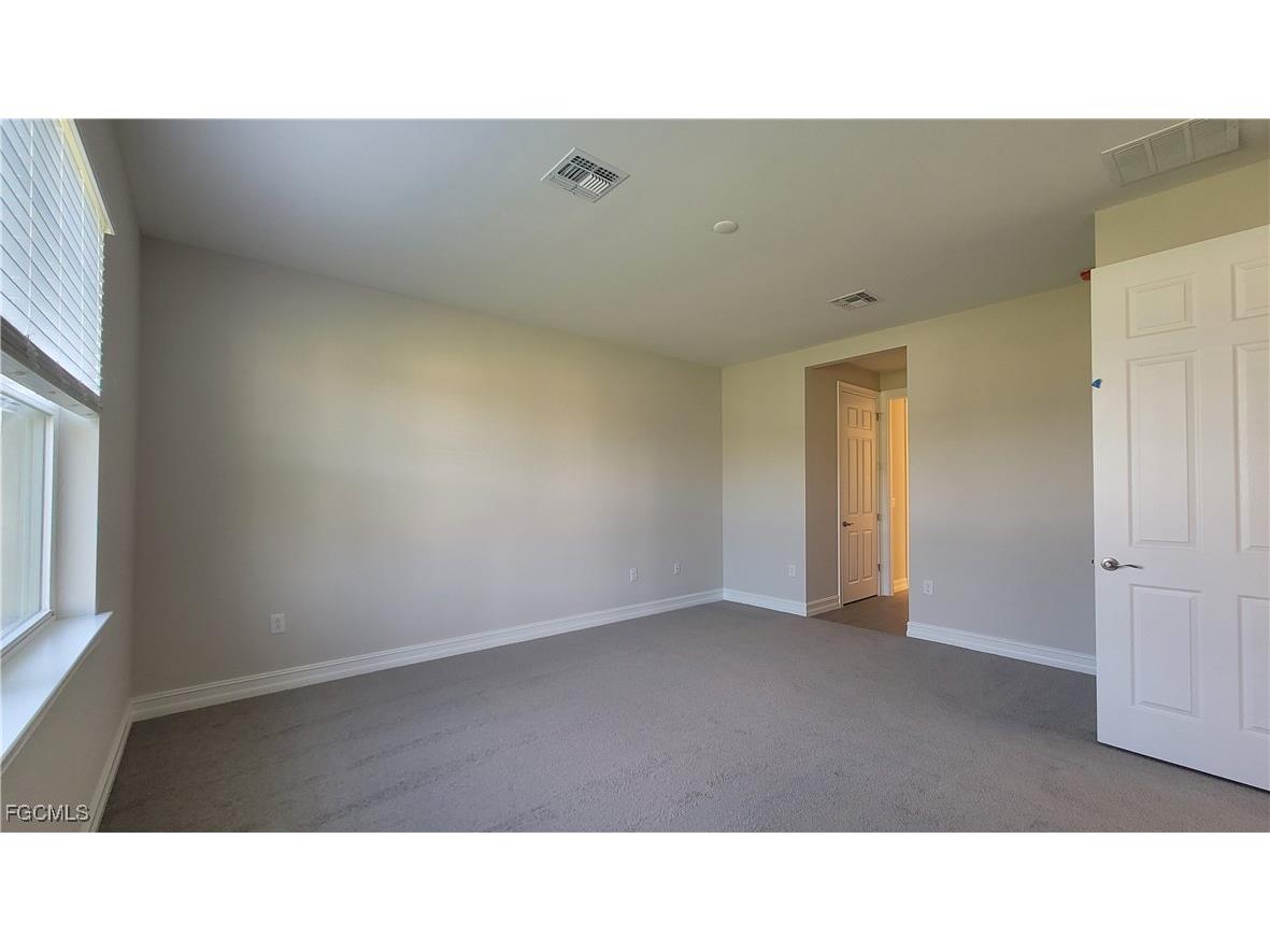 3930 SW 16th Place Cape Coral FL 33914 2025005670 image20