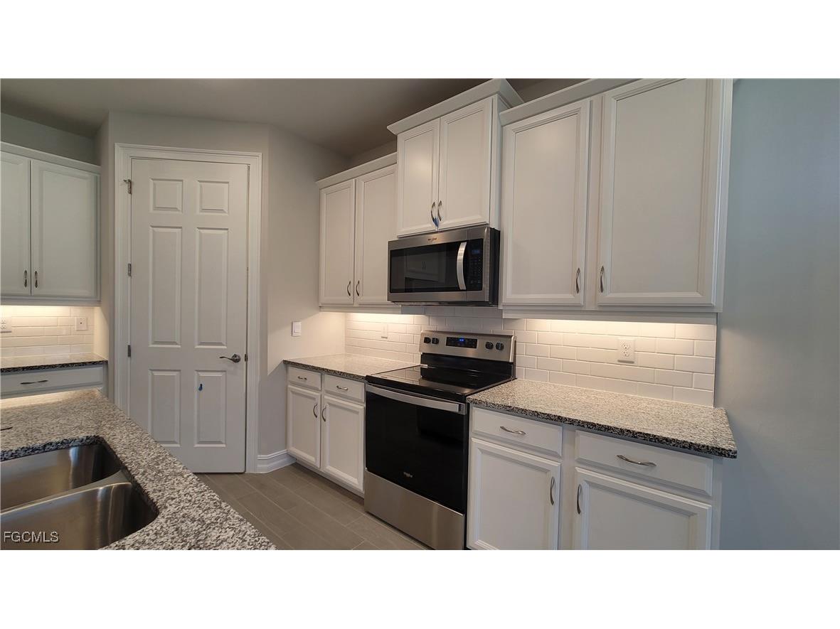 3930 SW 16th Place Cape Coral FL 33914 2025005670 image27