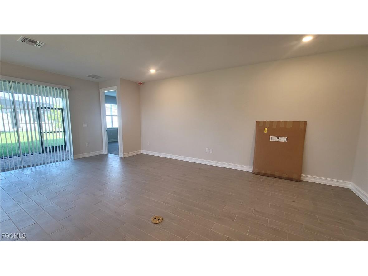 3930 SW 16th Place Cape Coral FL 33914 2025005670 image30