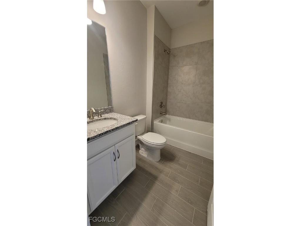 3930 SW 16th Place Cape Coral FL 33914 2025005670 image9